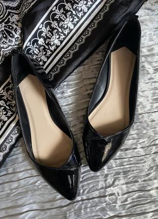 Балетки черные женские туфли лаковые острый носок- 38р