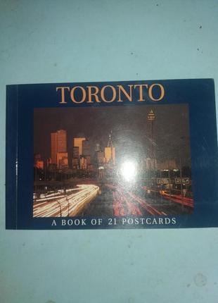 Toronto. A book of 21 postcards