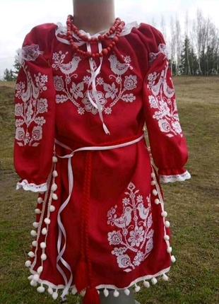 Червона сукня вишиванка нарядна для дівчинки