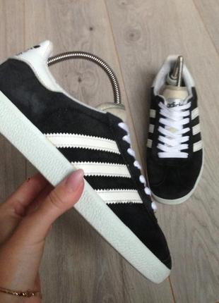 Кросівки adidas gazelle 1994 року р. 37., 23 см.