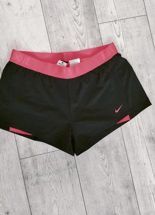 Жіночі шорти nike circuit 2 in 1