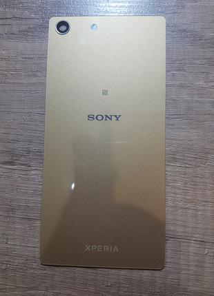 Sony Xperia M5 E5633 кришка б/у оригінал