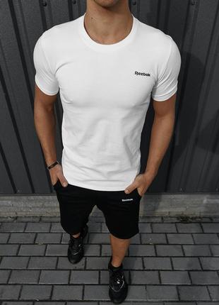 Комплект reebok футболка біла + шорти