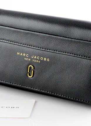 Шкіряний гаманець від Marc Jacobs.