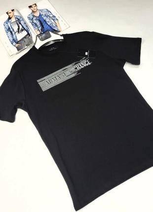 Мужская брендовая футболка черного цвета