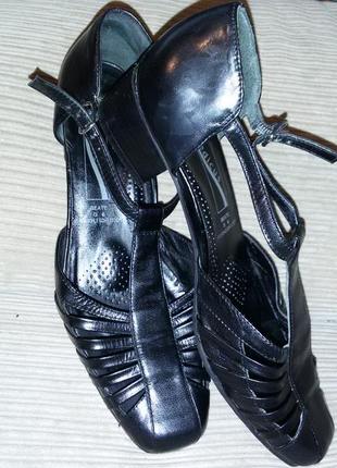 Кожаные летние туфли medicus (модель beate) размер 39 1/2 (26 см)