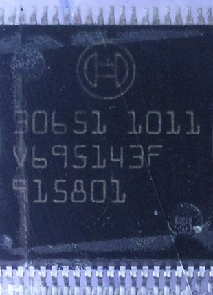 Мікросхема Bosch 30651 HQFP-64 читати опис