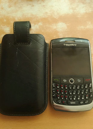 Blackberry 8900.