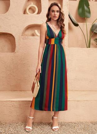Платье без спины в разноцветную полоску по бирке 48 -50