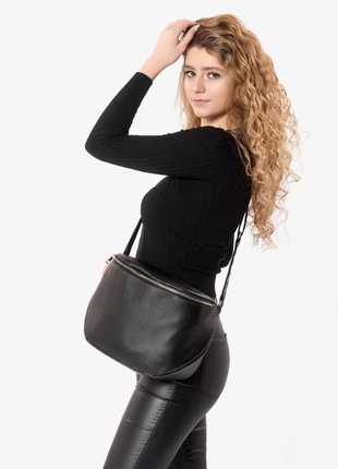 Женская вместительная сумка через плечо sambag milano - black