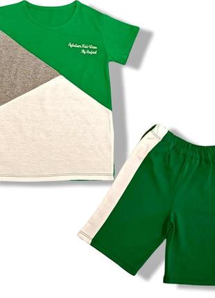 Яркий набор для мальчиков: футболка + шорты