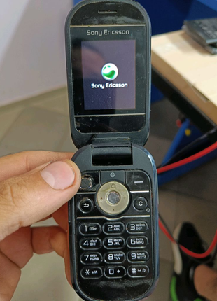 Телефон Sony Ericsson z320i