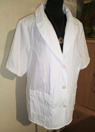 Белый жакет-блузон с карманами и коротким рукавом,жатка,большо...