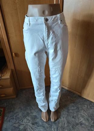 Белые джинсы р. l32/w34 esprit denim