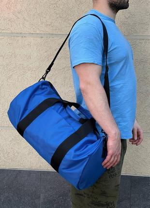 Чоловіча спортивна сумка через плече синя унісекс