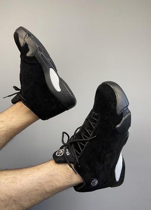 Мужские черные кроссовки высокие на черной подошве легкие