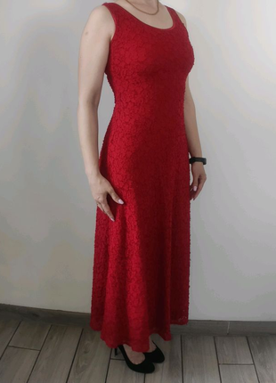 Дуже красиве кружевне червоне плаття максі