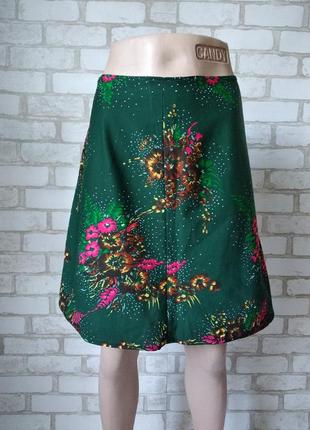 Летняя юбка женская зеленая с цветами трапеция