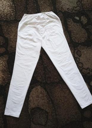 Белые штаны для беременных.