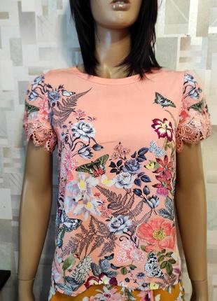 Натуральна персикова блуза з квітковим принтом та мереживом oa...