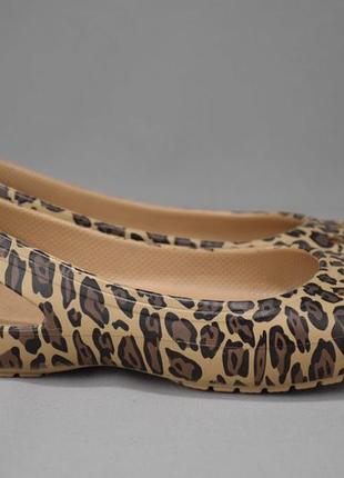 Crocs kadee leopard flat балетки човники сандалі босоніжки кро...