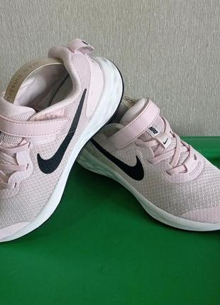 Кроссовки фирмы nike 33 размера