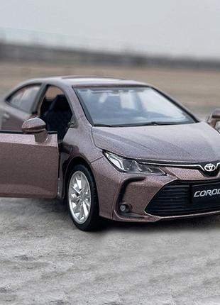 Коллекционная Игрушечная Машинка Toyota Corolla Hybrid