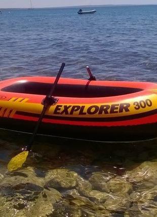 Човен із надувним Дном Весламі та Насосом Intex Explorer 300