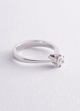 Помолвочное кольцо в белом золоте с бриллиантом км0288