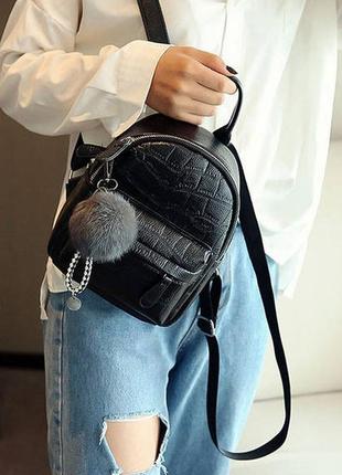 Стильный женский рюкзак с меховым брелоком минни, черный