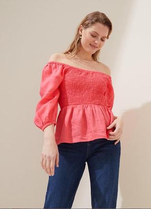 Льняний рожевий топ/блуза з пишним рукавом та відкритими плечами