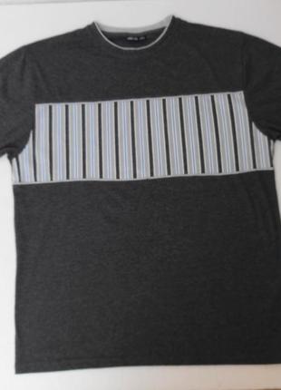 Identic. немецкая футболка 48-50 размер.