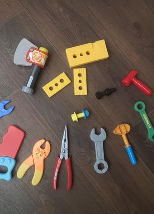 Набор игрушечных инструментов игрушки