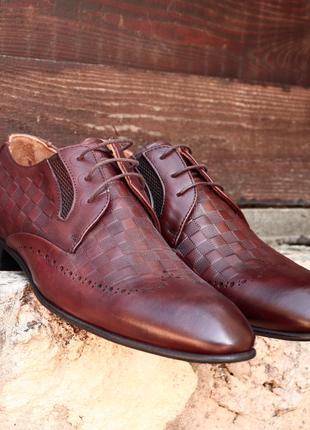 Изысканные туфли от Luciano Bellini 40,5 размер