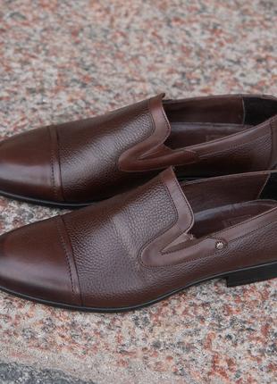 Надійні коричневі туфлі на роки, 41 і 43 розміри