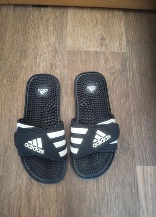 Шлепанцы adidas