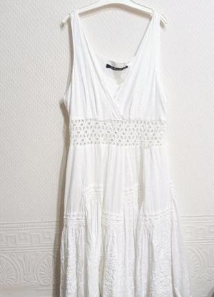 Нежное летнее белое платье phard с прошвой и кружевом