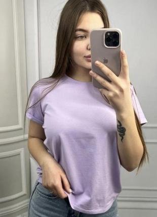 Базова жіноча футболка