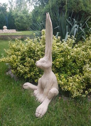 Садовая скульптура Заяц из керамики,высота 75см.