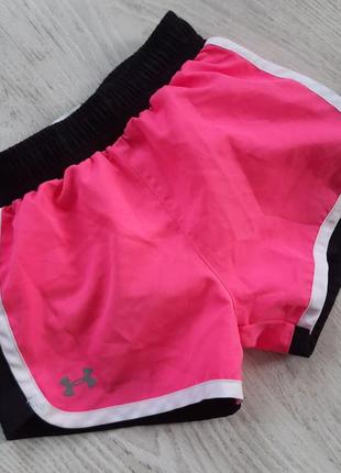 Яркие спортивные шорты для девочки under armour  3-4года