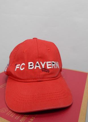 Мужская бейсболка FC Bayern р.S-L 113MB Б/У (только в указанно...