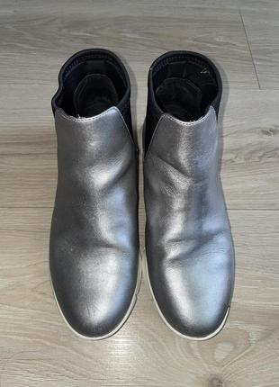 Серебристые кожаные ботинки calvin klein