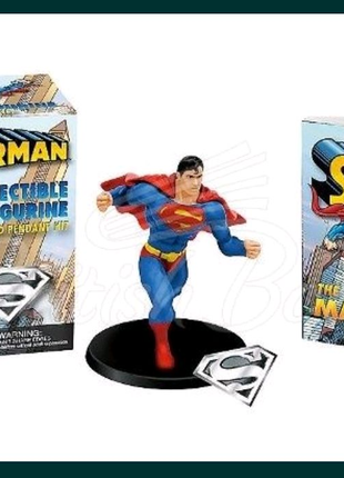 Міні модель Superman. Collectible Figurine and Pendant Kit.