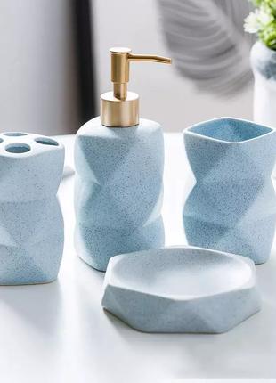 Набор аксессуаров для ванной комнаты из керамики Bathlux, 4 пр...