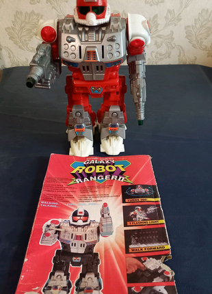 Іграшковий  робот
