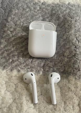 Bluetooth headphones Apple