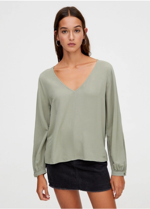 Блуза pull & bear  колір зелений s