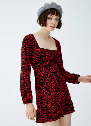 Платье вискоза pull&bear красный леопард