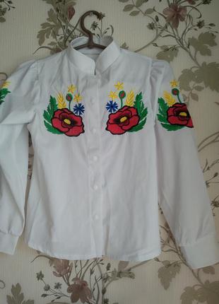 Блуза шовкова з вишивкою 34 р-р