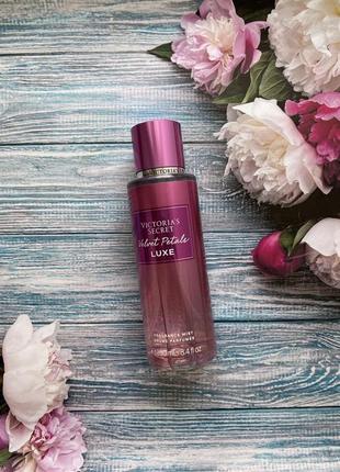 Парфюмированный спрей velvet petals luxe victoria’s secret